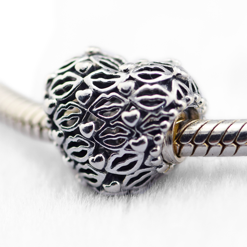 Pandulaso Openwork bead LOVE & KISSES CHARM Valentine's Day Fit Charms 925 Silver bracelets beads for jewelry making Woman DIY Fashion beads-image-409115208