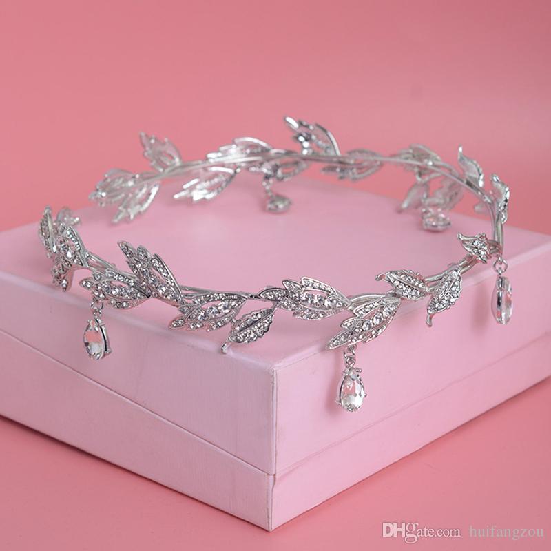 Designer de luxe Strass Couronne Couronne 2019 Vente Chaude Nouvelle Arrivée Goutte D'eau Claire Cristal Headpieces Bijoux Accessoires De Mariée