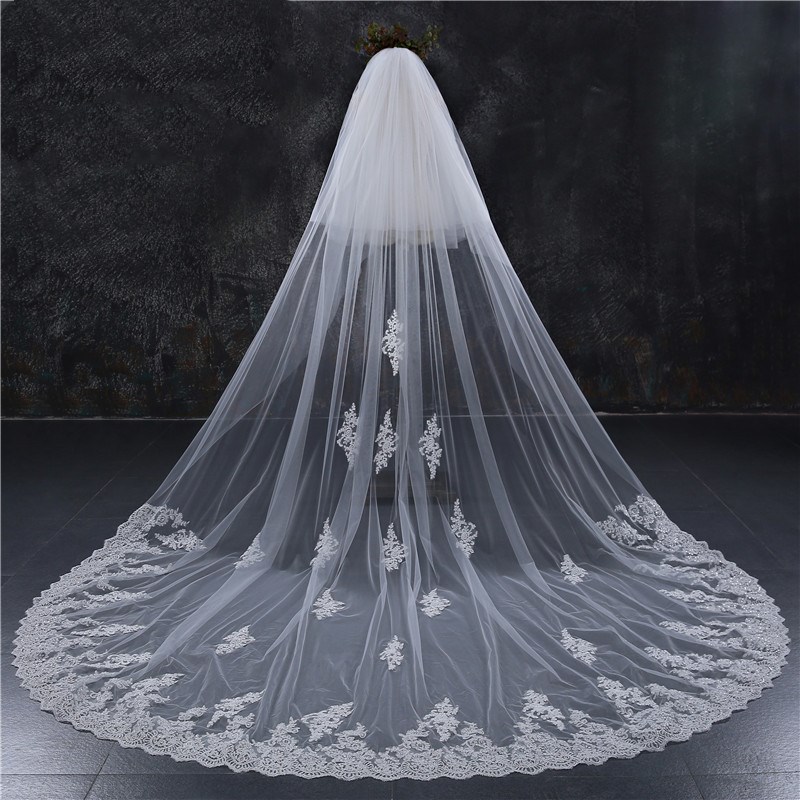 

New Style Two Layers Full Edge with Lace Luxury 3 Meters Long Wedding Veil with Comb White Ivory Bridal Veil Velos De Novia, Red