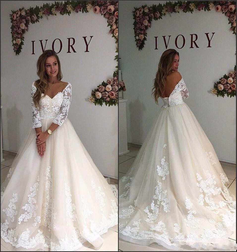 

2018 Cheap Vintage A Line Wedding Dresses Three Quarter Long Sleeves V Neck Lace Appliques Sweep Train Backless Plus Size Formal Bridal Gown, Ivory