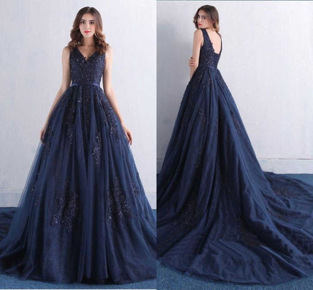 

Navy Blue Formal Dresses Evening Plus Size 2019 V-neck Cap Sleeve Empire Waist Prom Dress Lace Applique Beaded Sequins Graduation Dress, Hunter