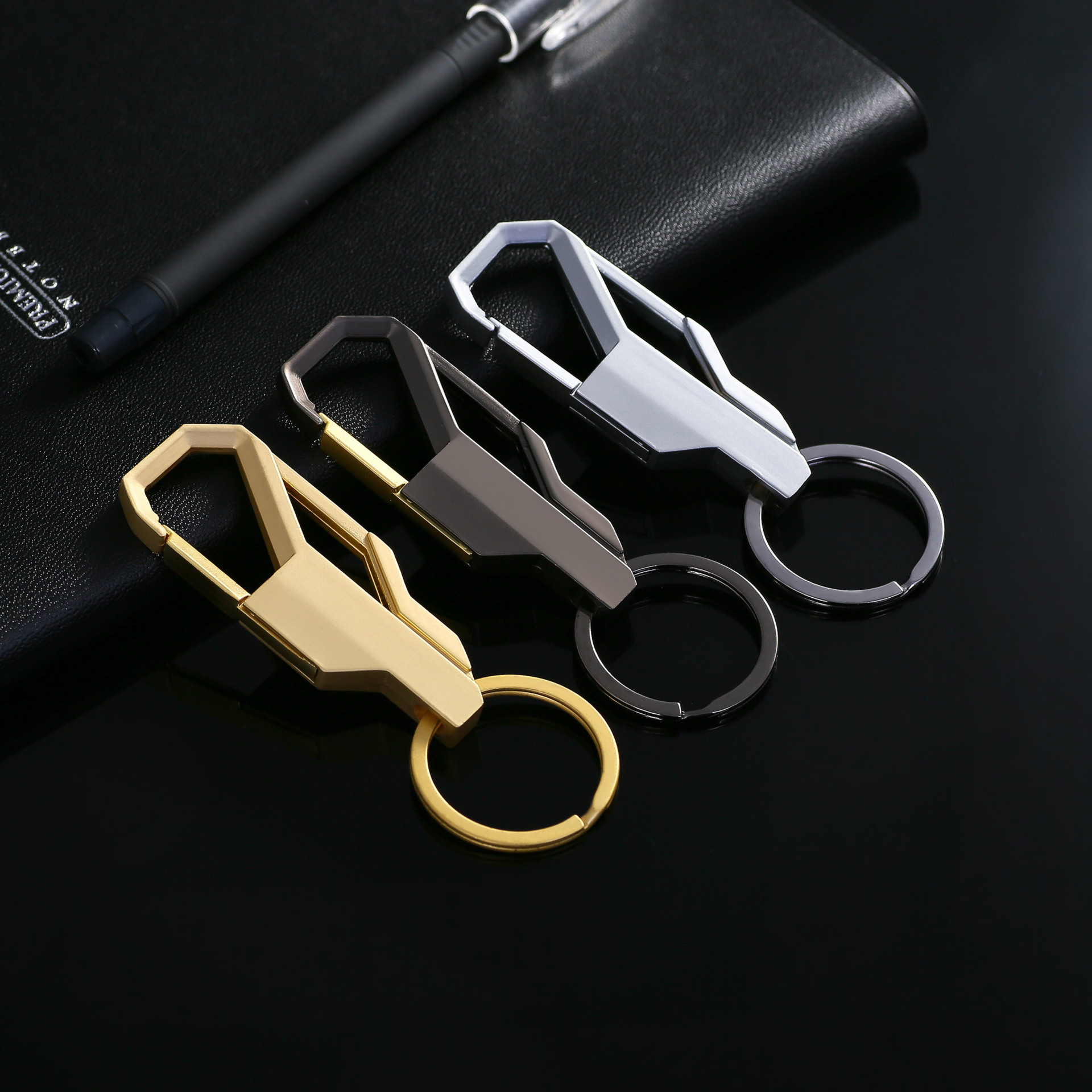 

Mens Creative Gold Black and Silver Plated Metal KeyChain Cool Gift Car Chain for Sale