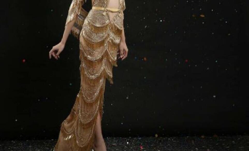 

Evening dress Yousef aljasmi Kim kardashian Bats sleeve High collar Tassles Long dress Myriam Almoda gianninaazar ZuhLair murad Ziadnakad, Same with picture