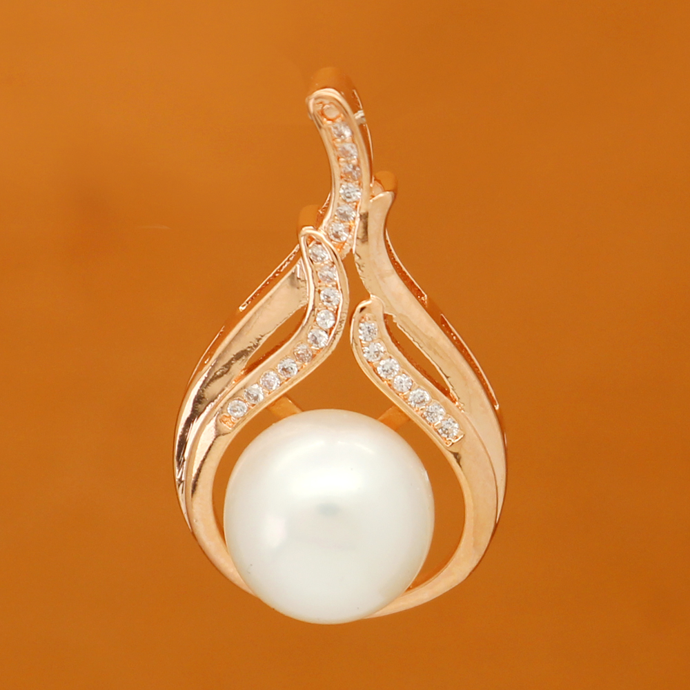 

Spot wholesale pearl jewellery freshwater pearl copper pendant to give lover's surprise gift (pearl to be purchased separately)