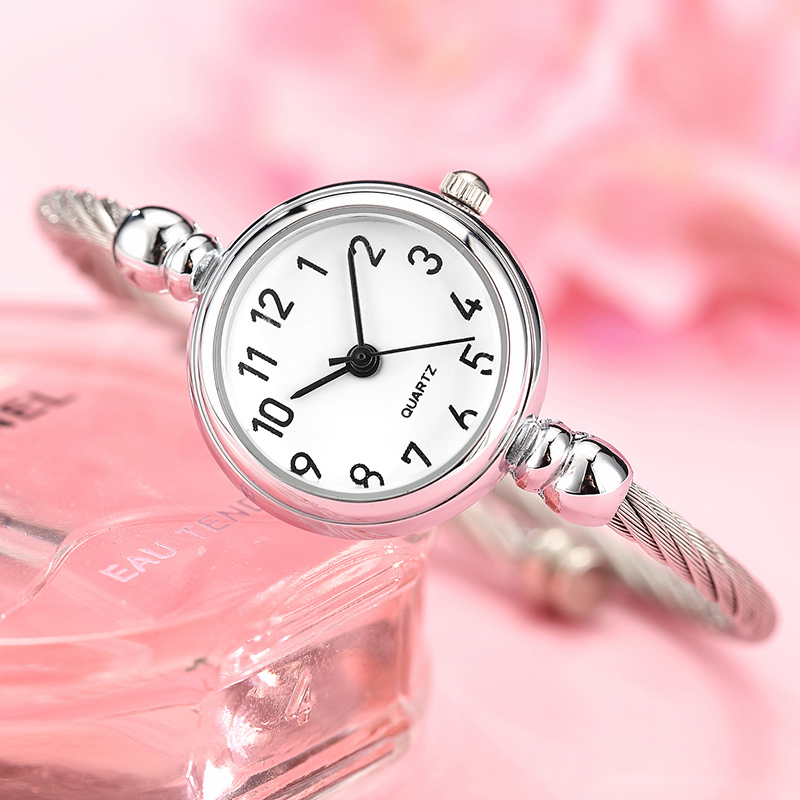 

Simple Silver Watch Women Elegant Small Dial Bracelet Watch For Woman Fashion Female Clock Retro Ladies Wrist Watches Gift, Roman white-silver