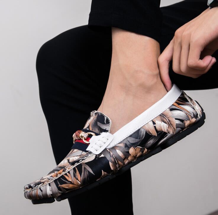 

2018 New sell Italian designer mens dress shoes men luxury loafers Doug shoes for male Man point toe dress shoe Casual shoes BMM79, Black