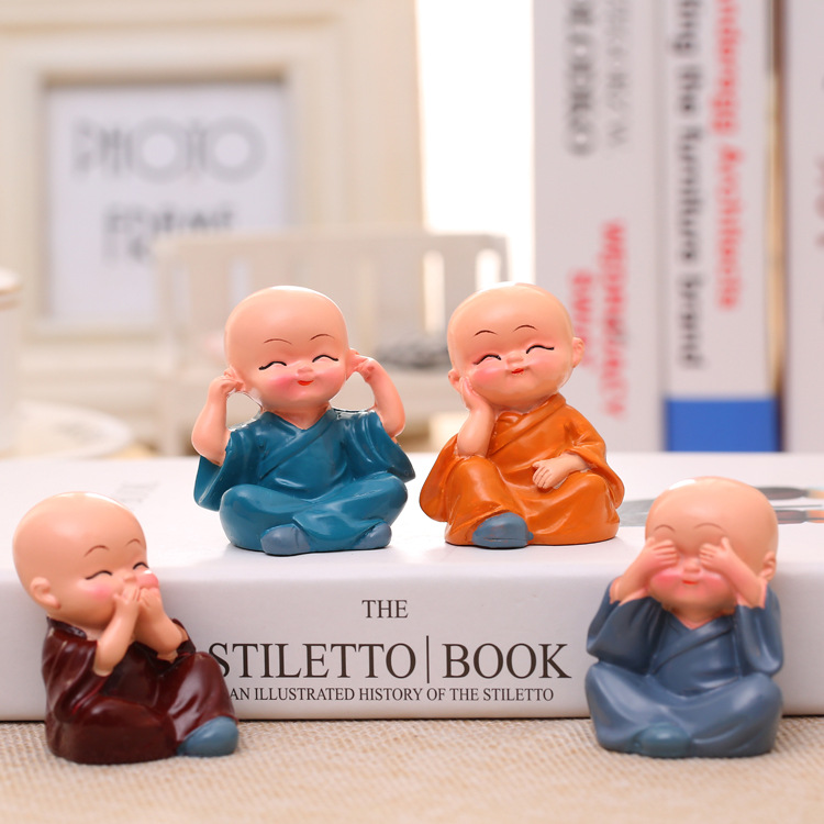 

4 pcs/lot Creative Small Buddha Statue Monk Resin Figurine Crafts Home Decorative Ornaments car accessories