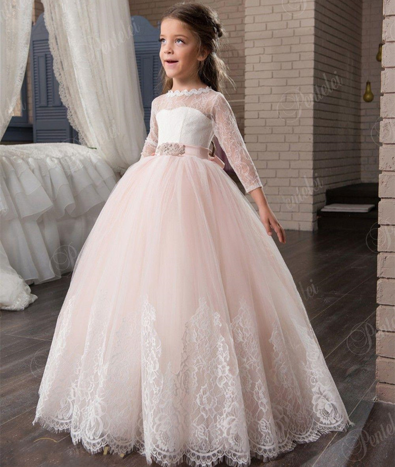 

Lovely Lace Long Sleeves Flower Girls Dresses Ball Gown Tutu 2018 Blush Pink Ruffles Floor Length Girls Pageant Dress Kids Communion Gowns, Light yellow