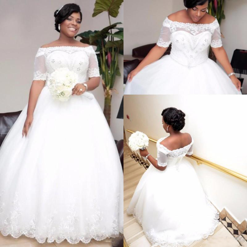 

African Plus Size Wedding Dresses 2019 Bridal Gowns With Short Sleeves Boat Neck Beaded Crystals Wedding Dress, Red