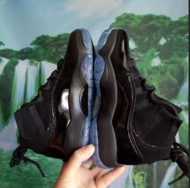 

kids Big boy Gym Red Chicago Midnight Navy WIN LIKE 82 Bred Basketball Shoes 11s Space Jam Mens Sports Shoes Womens Trainers Cheap Athletics, New