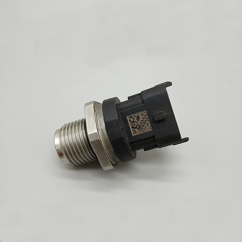 Fuel Common Rail Pressure Sensor 6754-72-1210 Spare Parts for PC200-8 PC210-8 PC240-8-image-432511174