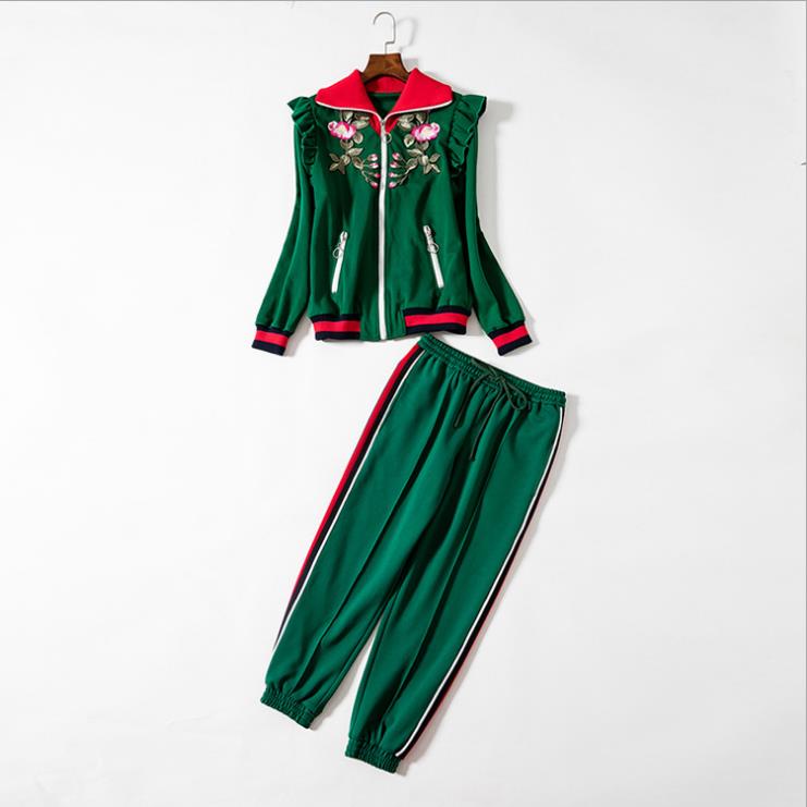 

European women' wear 2018 The new spring Long sleeve lapel Embroidered jackets Nine minutes of pants Two-piece suit, Green