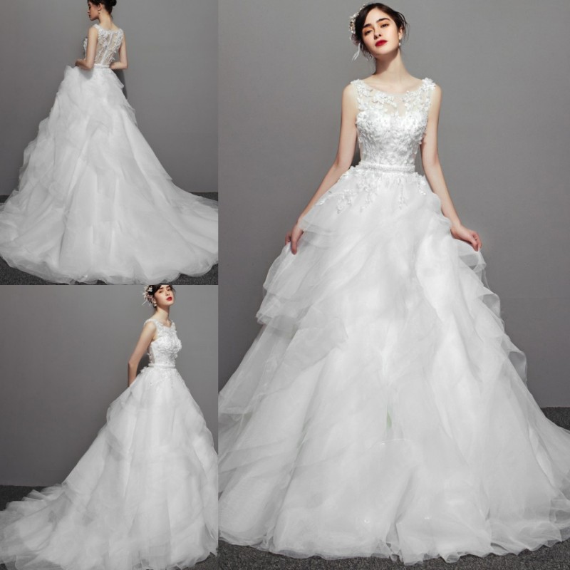 

Gorgeous Custom Made Wedding Dress Jewel Neck 3D Floral Appliques Beaded Rhinestone Design Bridal Gowns Tiered Wave Details Skirts, Silver