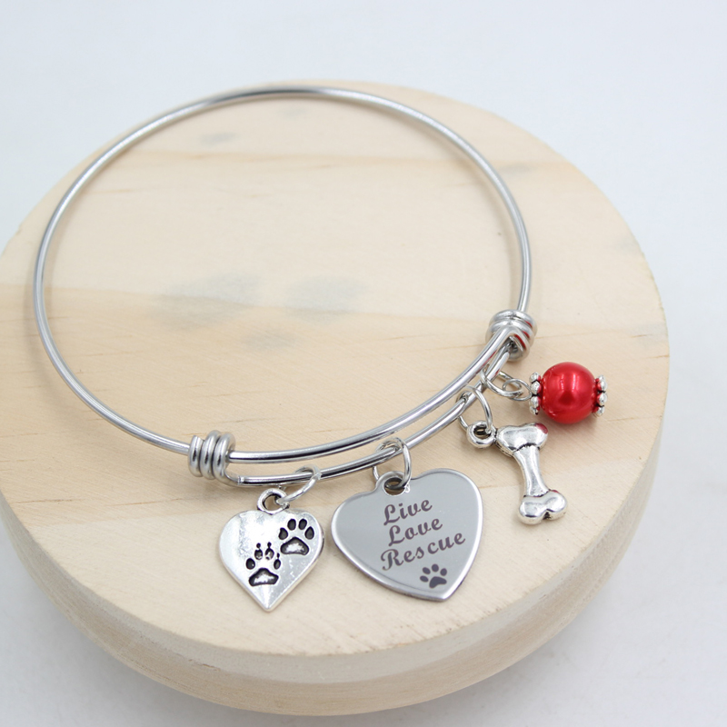 En gros Nouvelle Arrivée En Acier Inoxydable Fil Bracelet Bracelet Chien Os Patte Imprimer Animal Sauvetage Charme Bracelets femmes bijoux