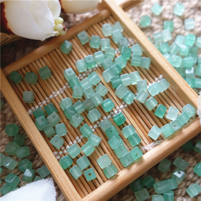 

Loose Beads Cube Natural Green Aventurine 4mm Square With Through Hole Gemstones For Jewelry Making DIY 100pcs/lot