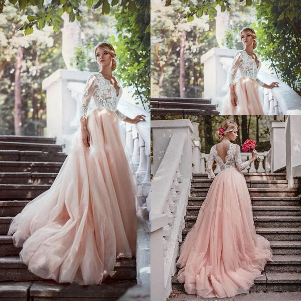 

2018 White Lace Blush Pink Tulle Country Wedding Dresses Scalloped V Neck Illusion Bodide A Line Long Sleeves French robe de mariée, Champagne