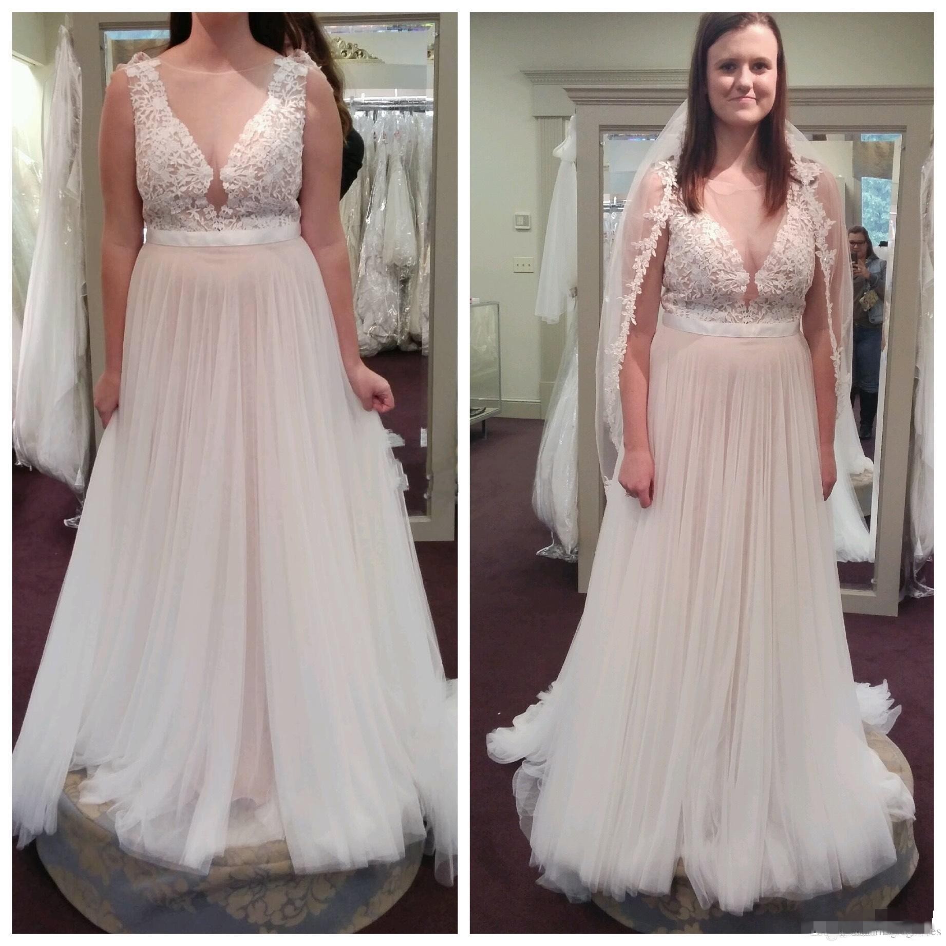 

2019 Vintage Country Lace Plus Size Wedding Dresses Sheer V Neck A Line Tulle Wedding Bridal Gown Cheap Custom Made Sweep Train, Ivory