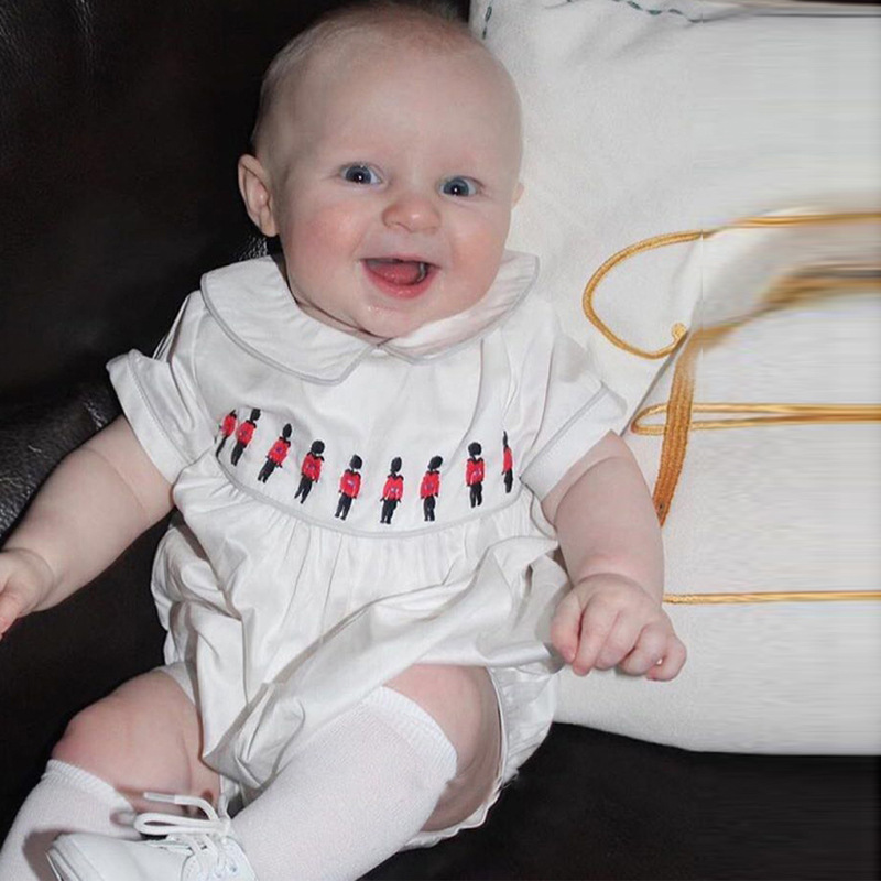 

High quality United Kingdom style baby romper summer short sleeve 100% cotton baby romper Embroidery Solider Cart Design boy girl romper, Little cart