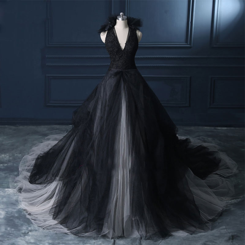 

Vintage 2019 Black and White Ivory Wedding Dress Gothic V Neck Sleeveless Lace Appliques Tulle Skirt Bridal Gowns Ruffles, White/black