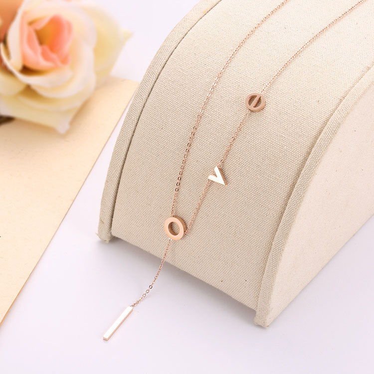 

New Design Letter Love Necklaces 18K Gold Rose Gold Chain Fashion Womens Necklace Top Quality Jewelry for Women