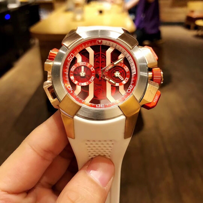 

Fashion sports time men's watch with imported chronograph quartz movement, 316 spirit steel case, mineral glass mirror, diameter 47mm, Split