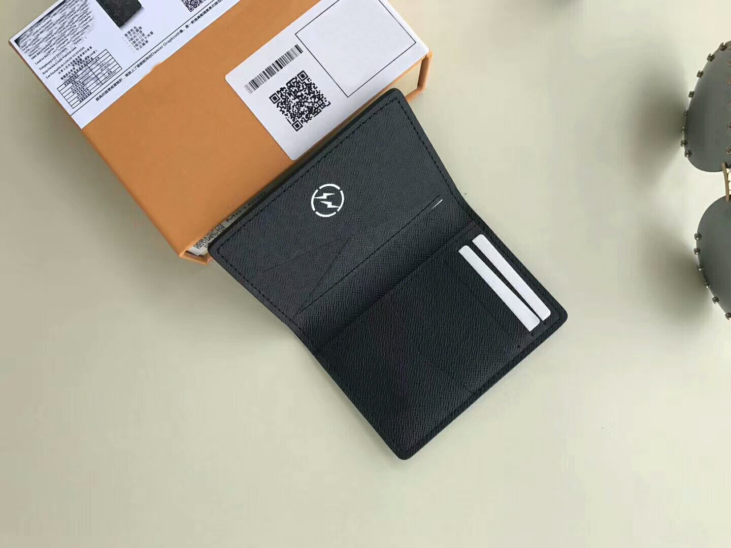 

High Wallet Holder Men/women COVER Famous Brand Purse M61696 Card Bifold PASSPORT Id Coin Quality Bags Box With CX#267 Xqit Iacqv