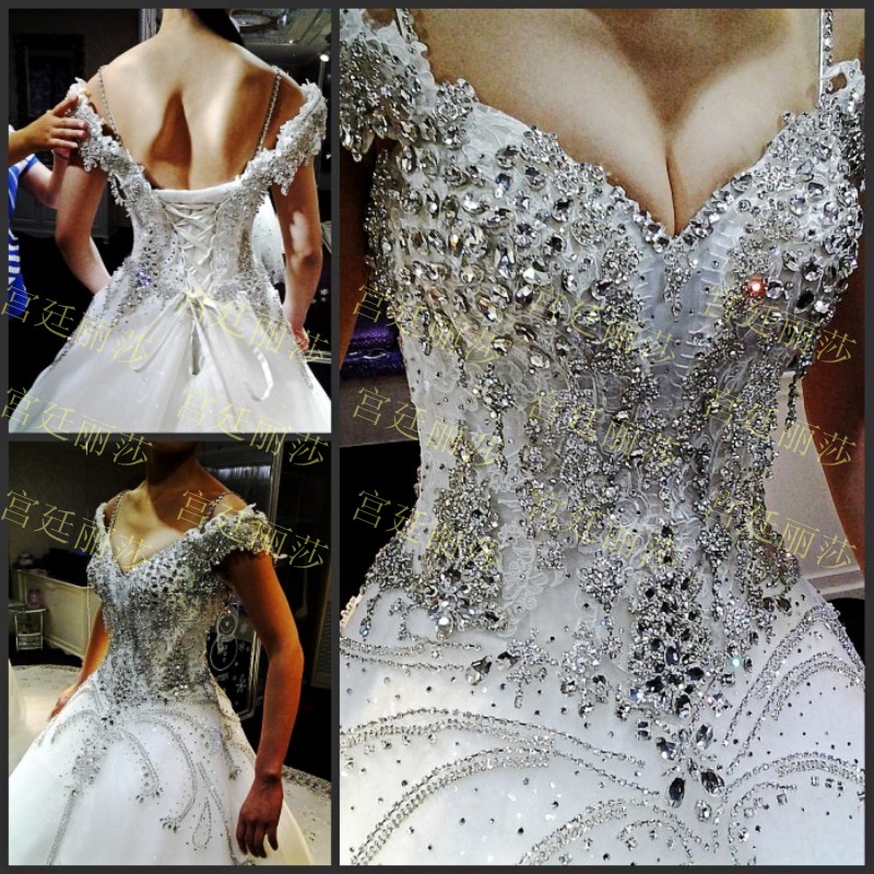 

Luxury White V-Neck Backless Crystal Beads 1.5 Meters Train Ball Gown Wedding Dresses Bridal Gown Events Dresses Size 6 8 10 12 W212003