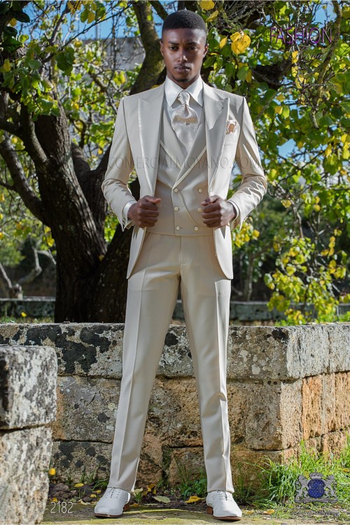 2019 New Style Beige Men Wedding Tuxedos Peak Lapel One Button Groom Tuxedos Fashion Men Dinner/Darty 3 Piece Suit(Jacket+Pants+Tie+Vest) 34