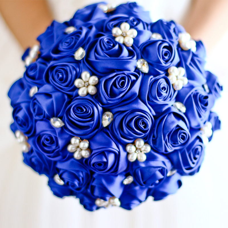 

Royal Blue Pearls Bridal Brooch Bouquets Crystal Satin Wedding Bouquets Artificial Handmade Wedding Flowers Bride Bouquets 2018