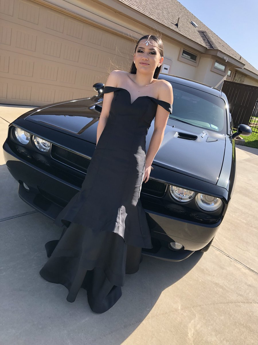 

Sweetheart Off Shoulder Prom Dresses Black Satin Tiers Skirt Special Occasion Dresses Long Girls Graduation Gowns, Silver