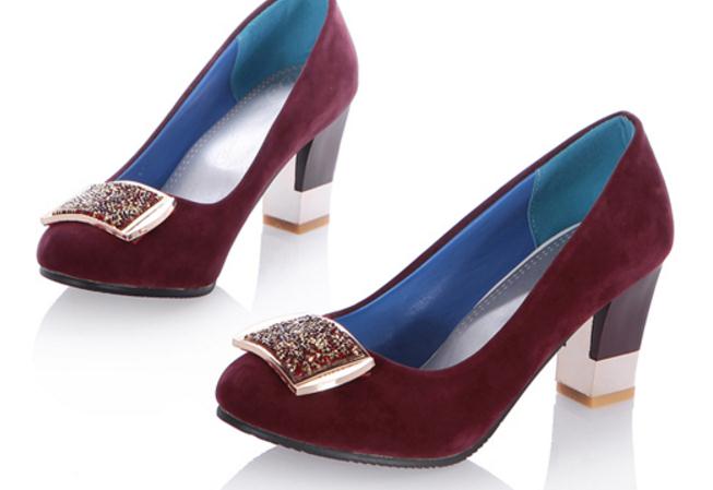 

Free send Hot High heels single shoes and Coarse heel female shoes in autumn, Black