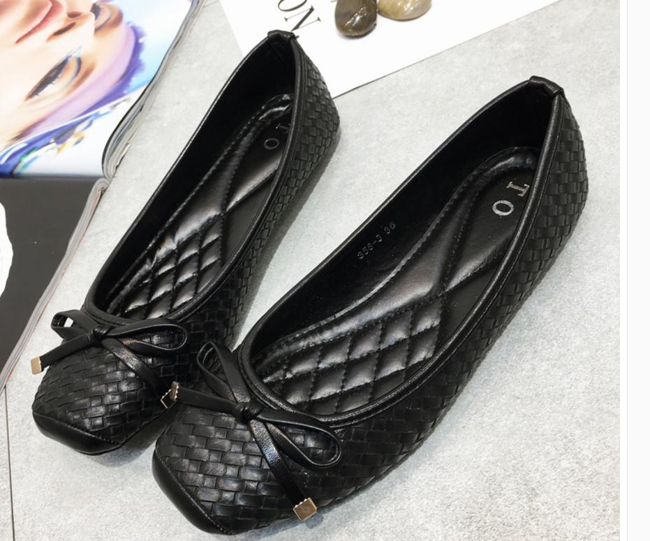 

Free send Hot 2017 autumn new style Korean bowknot flat bottom Single shoes square head Shallow mouth women's shoes., Black