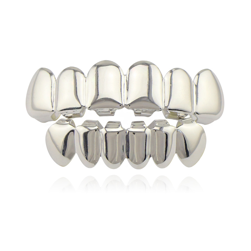 

Hot 2018 Silver Gold Color HIP HOP Teeth Grillz Top & Bootom Groll Set With Silicone Vampire Teeth Hallowmas Party Jewelry, Black