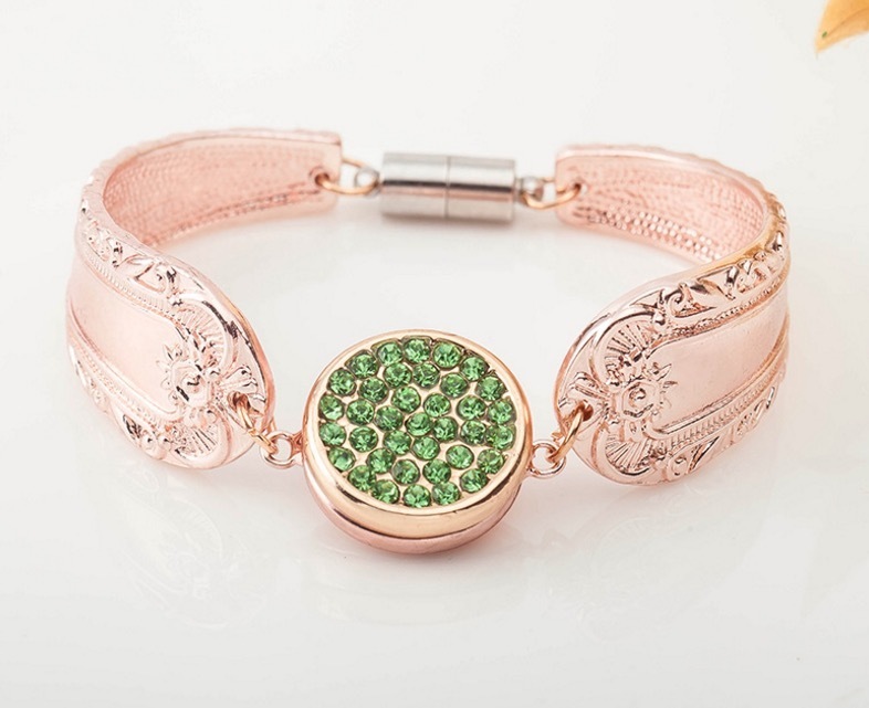 

Fashion Exquisite Ginger Snap Jewelry Lots Mix Style Vintage Snap Charm Bracelets Bracelet Fit Diy 18MM Interchangeable Snap Button Charms