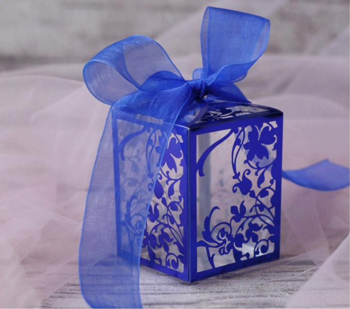 

Wedding Candy Box Gift Boxes Souvenior with lace hollow out with European style Fashion Exquisite Lovely, Mixed
