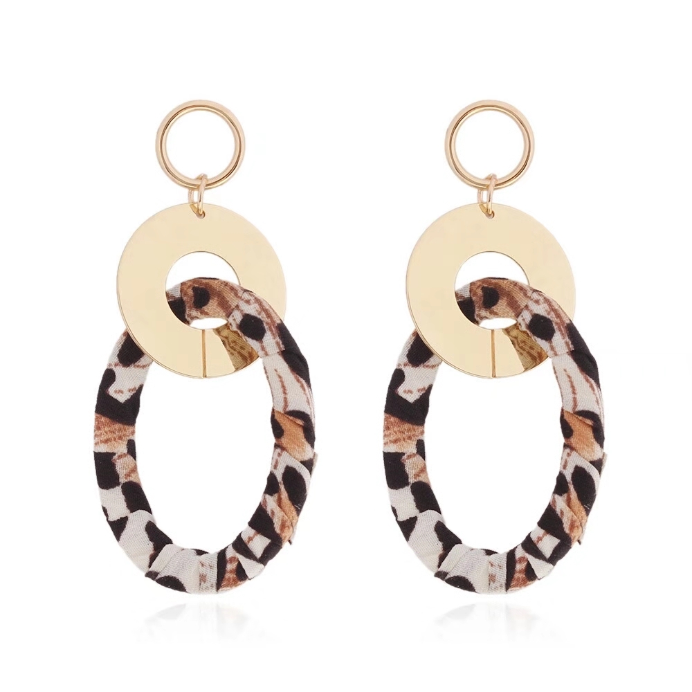 boucles d'oreilles créoles rondes imprimé léopard vache couleur huggie pendentif boucle d'oreille pour les femmes à la main Flanelle Twining