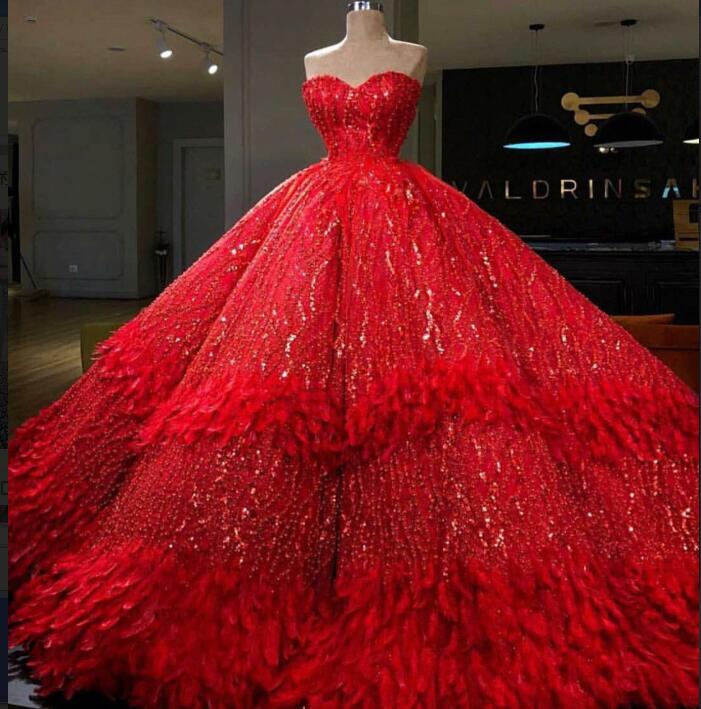 

Evening dress Yousef aljasmi Kim kardashian Strapless Feather orstrich Ball Gown Draped Red Almoda gianninaazar ZuhLair murad Ziadnakad, Same with picture