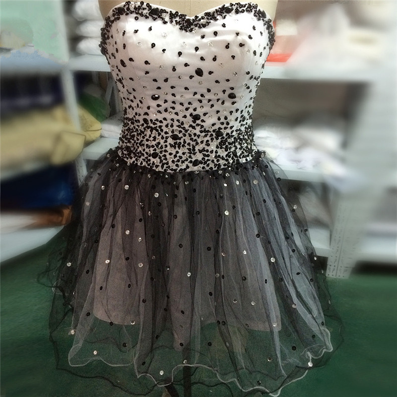 

2018 Sexy Mini Black And White Crystal A-Line Homecoming Dress With Beading Sequin Lace-Up Graduation Prom Party Gown BH21, Same as picture