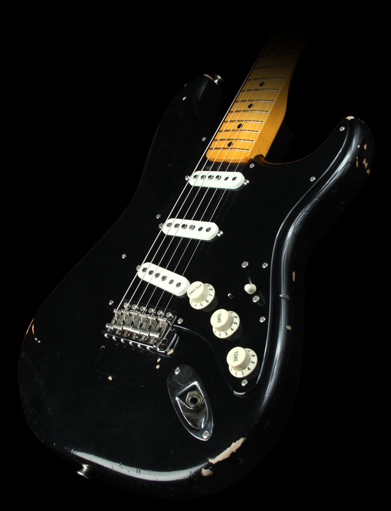

Custom 100% Handwork David Gilmour Black Strat Heavy Relic ST Electric Guitar Vintage Chrome hardware, Yellow Aged Neck, Tremolo Bridge