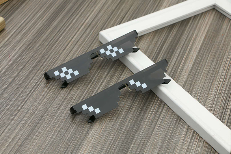 

Vintage Small Frame Sunglasses Perimeter Of Animation Mosaic Glasses Plastic Party Code Square Novelty Eyeglass Adults Puls Size 8Bits Pixel