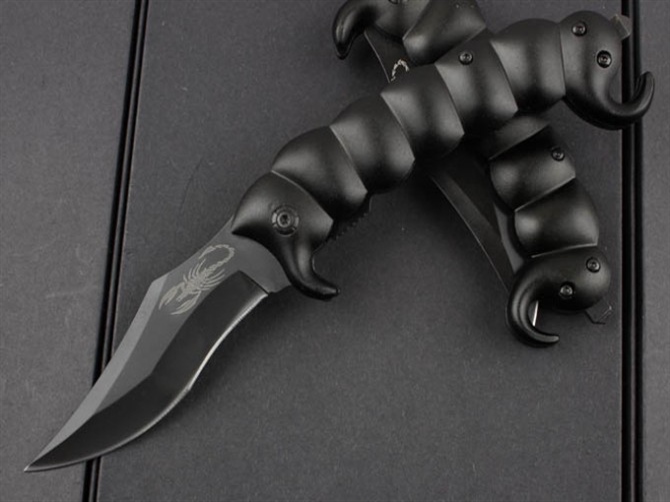 

newer high quality scorpion knife DA61 Tactical Hunting Knife Multi Tools Pocket Survival Fixed Knives gift knife 1pcs Adnb