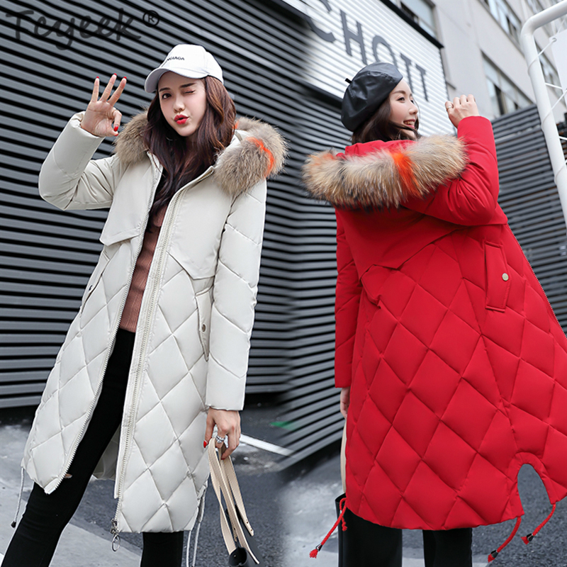 Tcyeek Veste D'hiver Femmes Épais Vers Le Bas Coton Parkas Dames Long Manteau Coréen Slim Top Femme Couleur Fourrure À Capuchon Vêtements Chauds