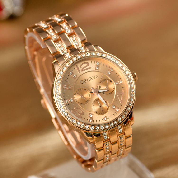 

Fashion Geneva Watch Full Steel woman luxury fashi Women Stainless Rhinestone watches Ladies Casual Analog Quartz wristwatches, Gold