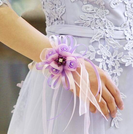 2019 nouvelle arrivée de mariée poignet fleurs style européen simulation main accessoires vente chaude demoiselle d'honneur de mariage fleur
