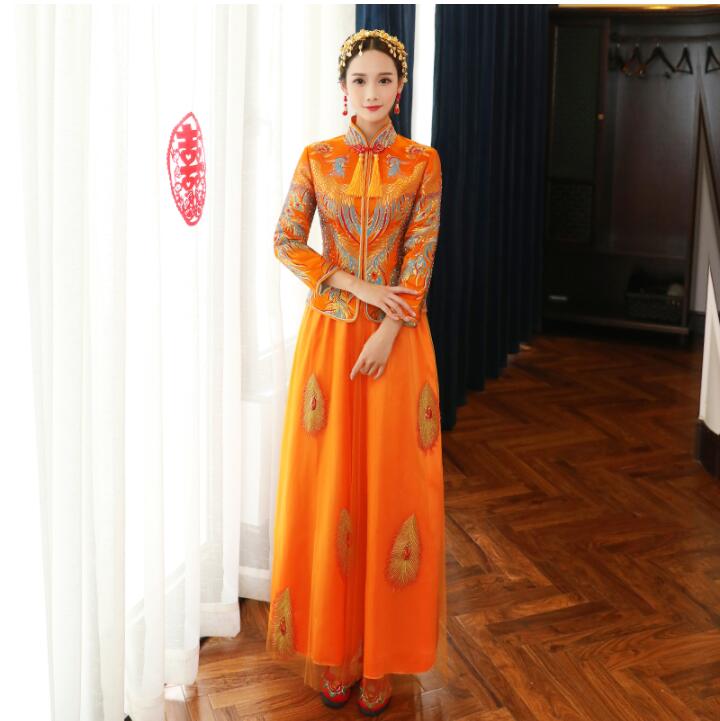 

Ancient China Wedding dress bride cheongsam Asian long sleeved Characteristic wedding dress Overseas Chinese Orange retro toast clothes