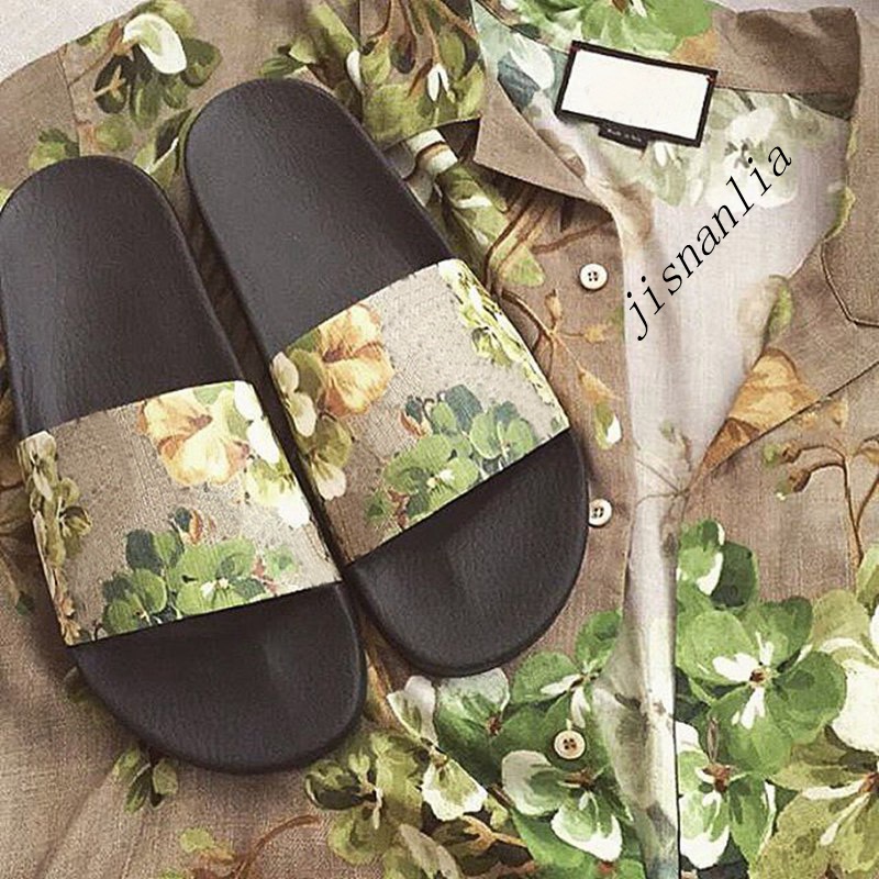 

fashion green flower blooms print mens and womens slide sandals summer outdoor beach flats slip-on sandals, Bee