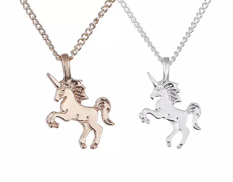 

2018 New Fashion Necklace Jewelry Unicorn Pendant Necklace Short Women Clavicle Chain Animal Necklace Alloy Pendants With Gift Card
