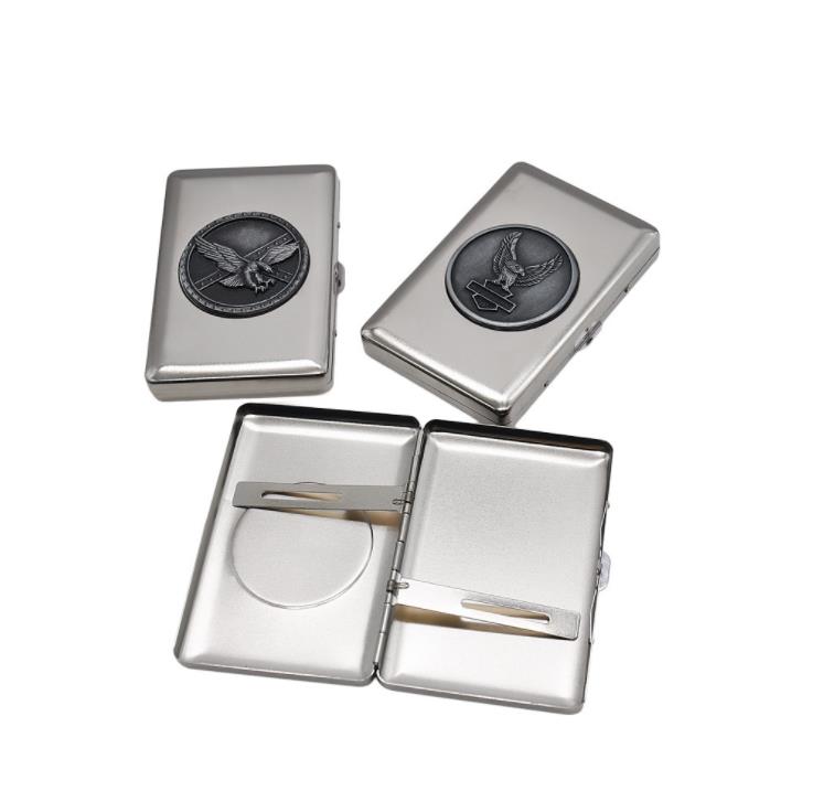 

2018 Metal patch cigarette box iron cigarette box tobacco