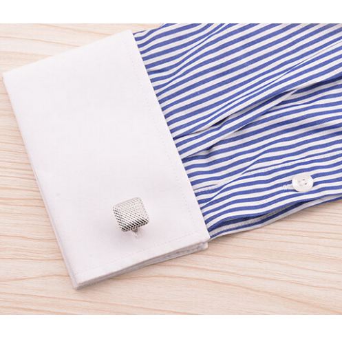 

NEW ARRIVAL Elegant Men Cufflinks Glossy Three-Dimensional Emboss Spots Pattern Exquisite Cuff Button Cuff-link