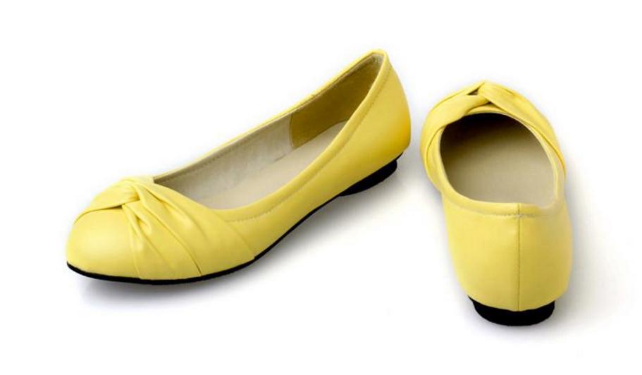 

Free send Hot Flat bottom spring and autumn round head Korean women shoes, Pink